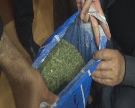 Satış məqsədilə üzərində narkotik vasitə daşıyan Şəki rayon sakini tutulub