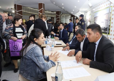 Ağstafada əmək yarmarkası keçirilib