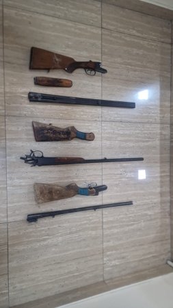 Yeni Günəşli və Zığ qəsəbəsində yaşayan 3 nəfər qanunsuz saxladıqları odlu silahları polisə təhvil veriblər