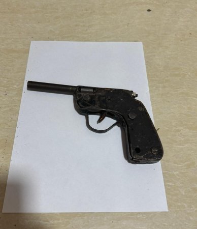 İmişli Rayon Polis Şöbəsinin əməkdaşları tərəfindən qanunsuz saxlanılan silahların aşkarlanaraq götürülməsi