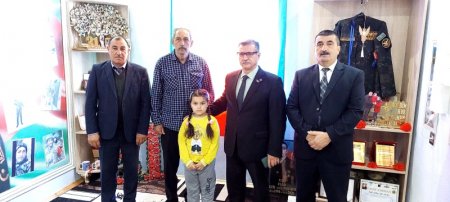 Novruzəli Aslanov İsmayıllıda şəhid ailələrini ziyarət edib -Fotolar
