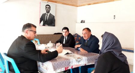 Novruzəli Aslanov İsmayıllıda şəhid ailələrini ziyarət edib -Fotolar
