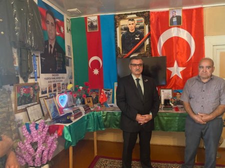 Novruzəli Aslanov İsmayıllıda şəhid ailələrini ziyarət edib -Fotolar