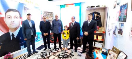 Novruzəli Aslanov İsmayıllıda şəhid ailələrini ziyarət edib -Fotolar