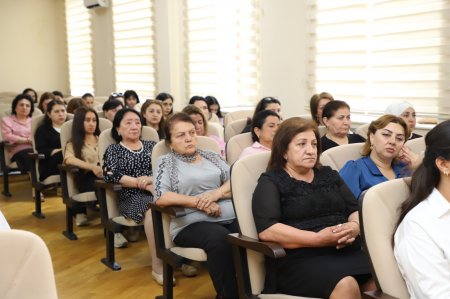Bitki Mühafizə və Texniki Bitkilər Elmi-Tədqiqat İnstitutunda 15 İyun – Milli Qurtuluş Gününə həsr olunmuş tədbir keçirilib